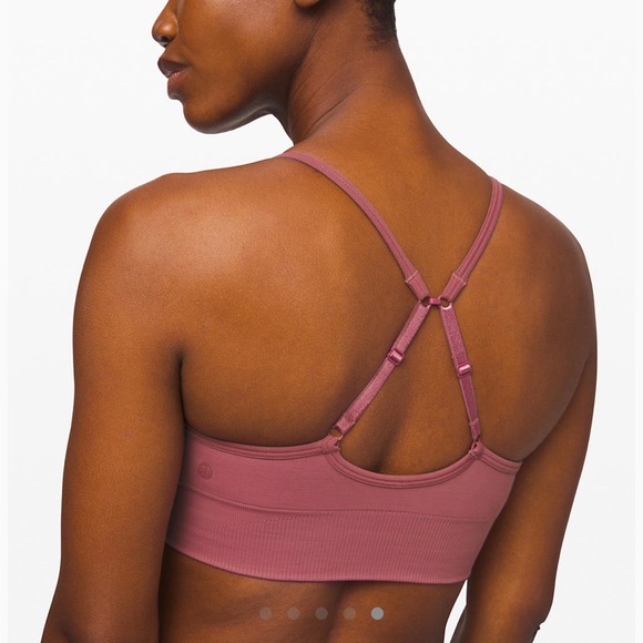 lululemon athletica Other - Lululemon ebb to street bra size 4